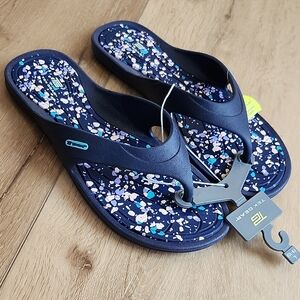 Tek Gear Flip Flops, Large 9-10